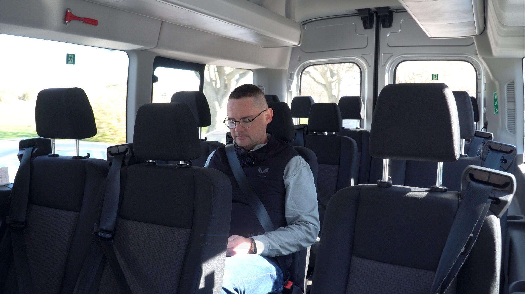 Ford Transit image 8